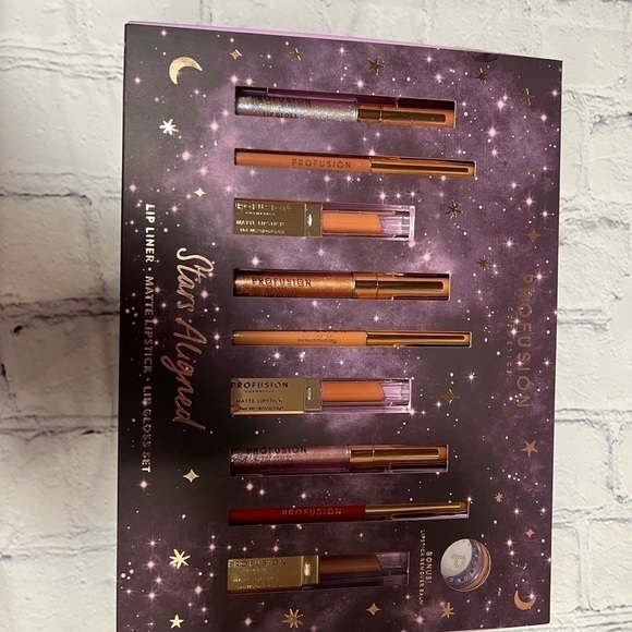 Brand New! Lip liner, mad at lipstick, and lipgloss set - Picture 7 of 7